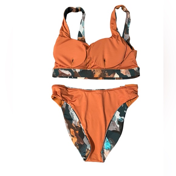 Fabletics Bikini Set - Picture 4 of 7